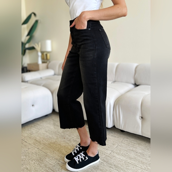 New Arrival!! Judy Blue Full Size High Waist Button Fly Jeans - Picture 7 of 12